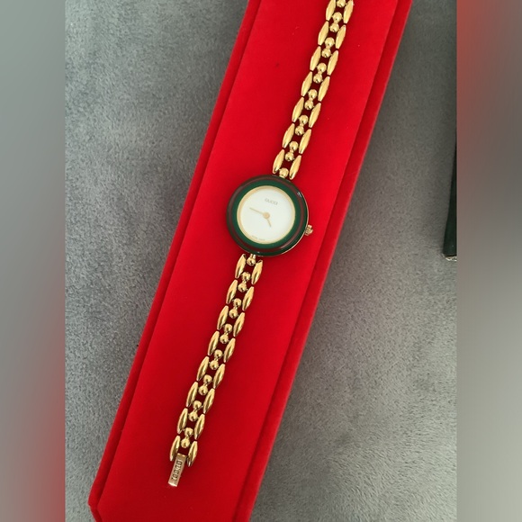 Gucci change bezel watch w/ bezels ππβ€οΈπ€ - Picture 12 of 12